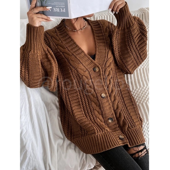 Oversized Brown Cable Knit Cardigan Long Sleeves Hip Length Buttoned - Picture 5 of 11